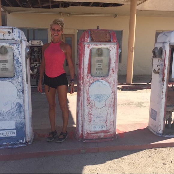 Meet your Posher, Lisa - Picture 4 of 12